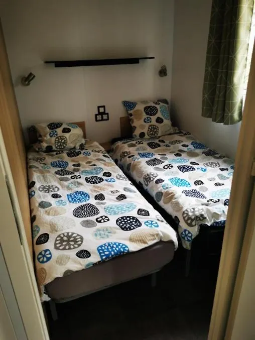 Mobilhomme 8 personnes camping l ile d or saint raphael 0*, Saint-Raphaël